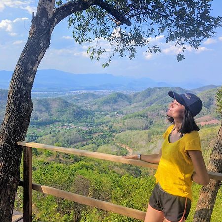 Hillside - Nature Lifestyle Lodge لوانغ برابانغ المظهر الخارجي الصورة