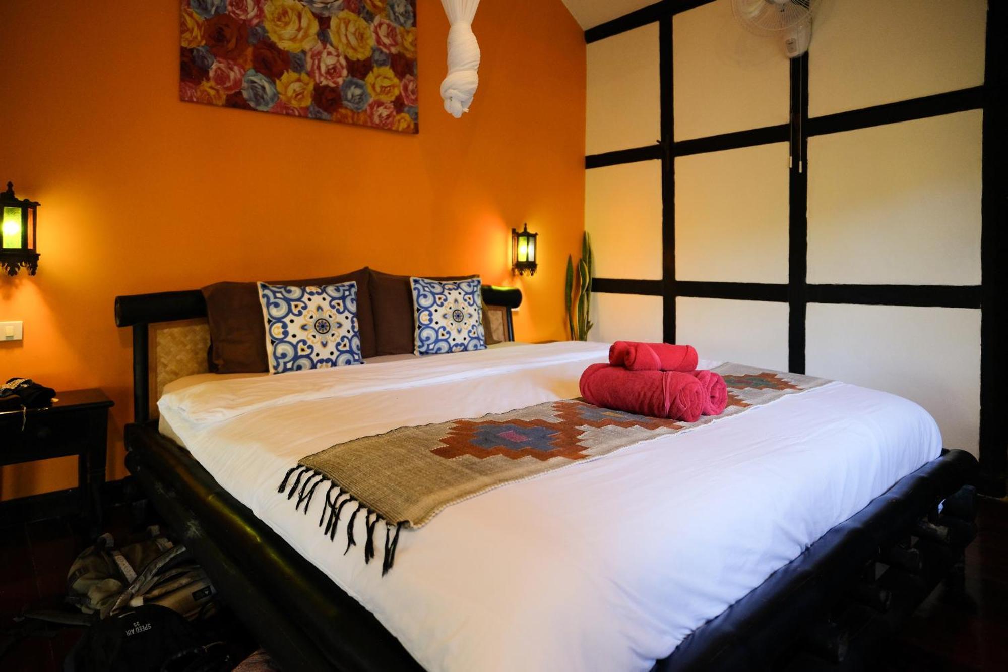 Hillside - Nature Lifestyle Lodge لوانغ برابانغ المظهر الخارجي الصورة